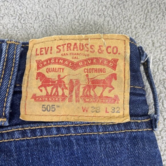 Levi's 505 Straight Fit Jeans Mens 38x32 (Fits 38x31) Medium Denim Blue - Picture 11 of 11